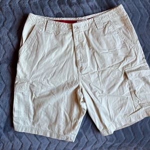 Mens cargo Docker shorts W38